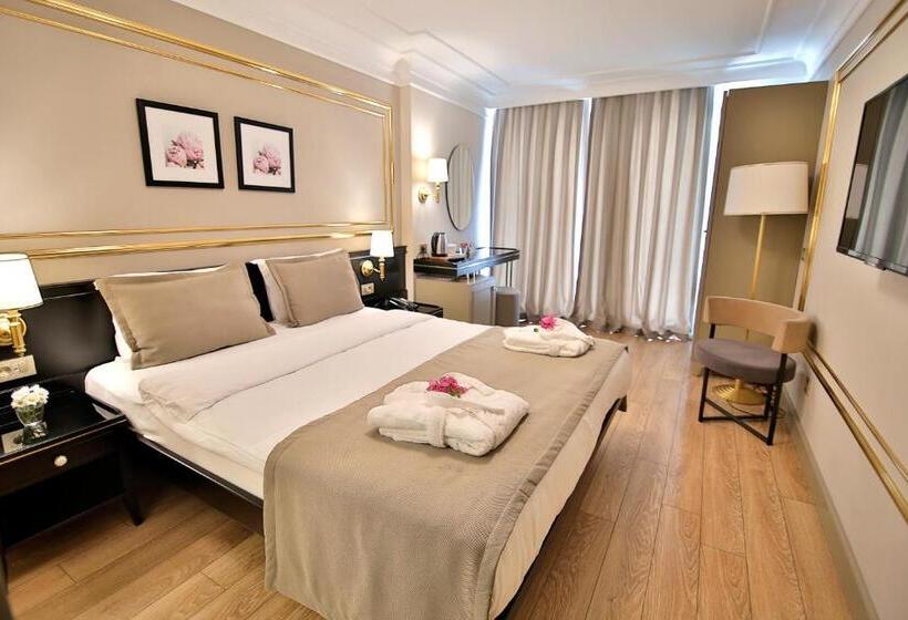 اتاق استاندارد با چشم‌انداز دریا, Reo Hotel & Spa