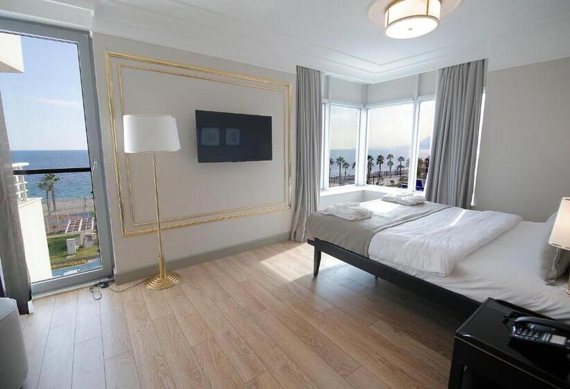 سوییت با چشم‌انداز دریا, Reo Hotel & Spa