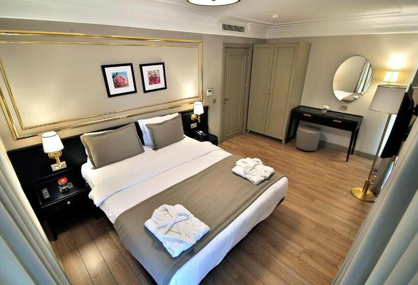 سوییت با چشم‌انداز دریا, Reo Hotel & Spa