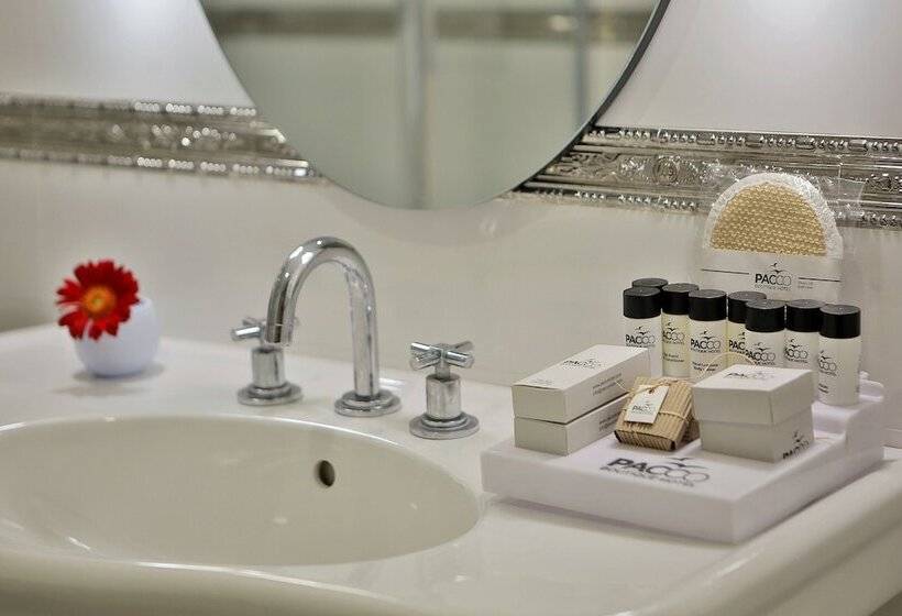 اتاق لوکس با چشم‌انداز دریا, Reo Hotel & Spa