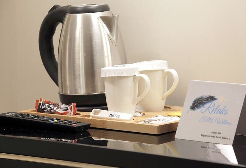 اتاق لوکس با چشم‌انداز دریا, Reo Hotel & Spa