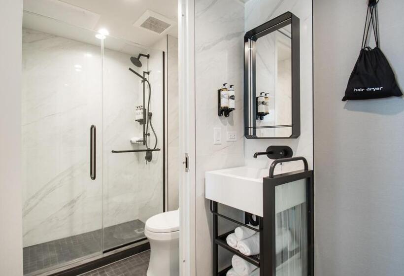 스탠다드 발코니 룸, Pestana Park Avenue