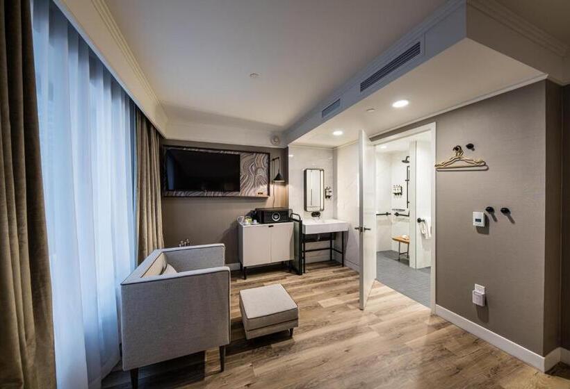 سوئیت جونیور برای معلولان, Pestana Park Avenue