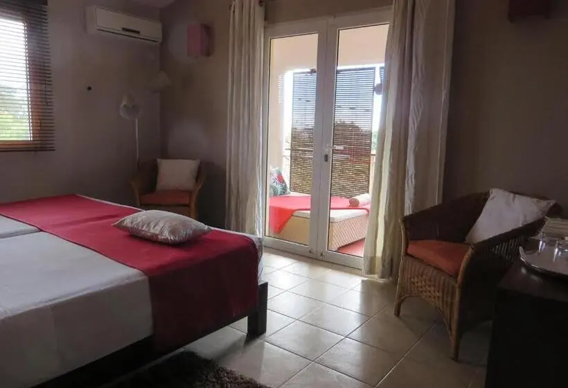 اتاق استاندارد با بالکن, Villa Kreola