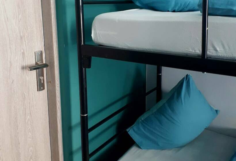 패밀리 룸, Zizi Central Hostel