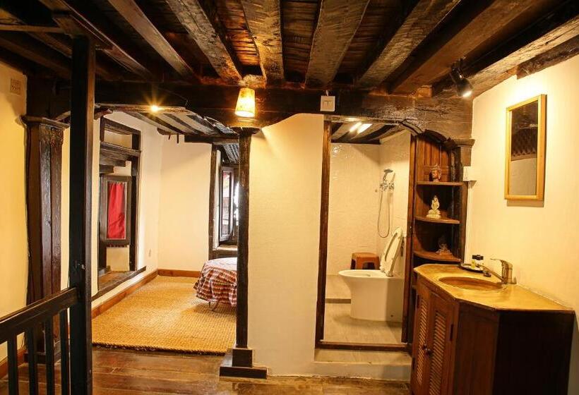 اتاق استاندارد, Newa Chen Historic House Unesco