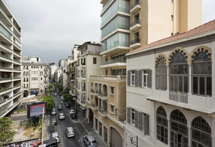 اتاق استاندارد با چشم‌انداز, Lost