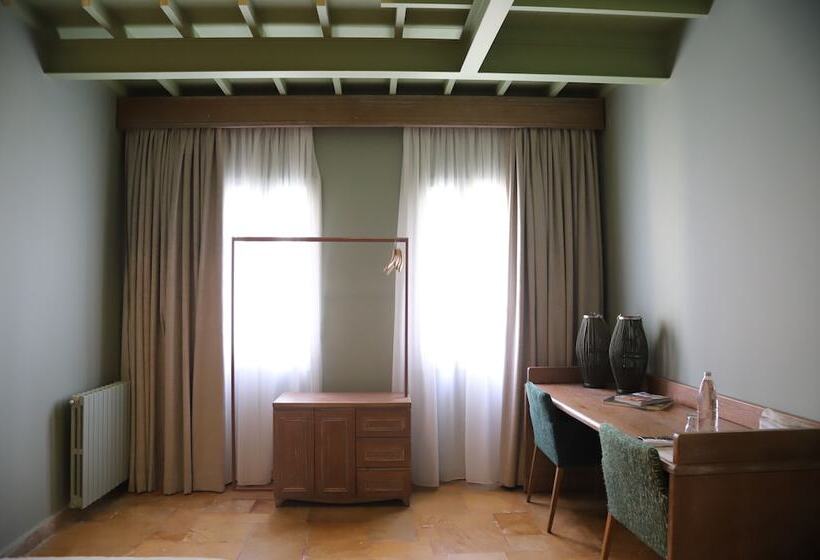 اتاق لوکس, Lost