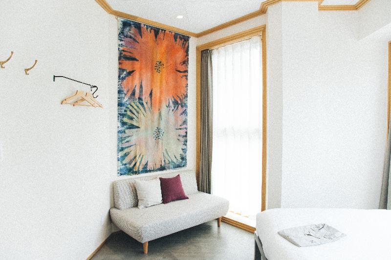 标准单人间共用浴室, Noum Osaka