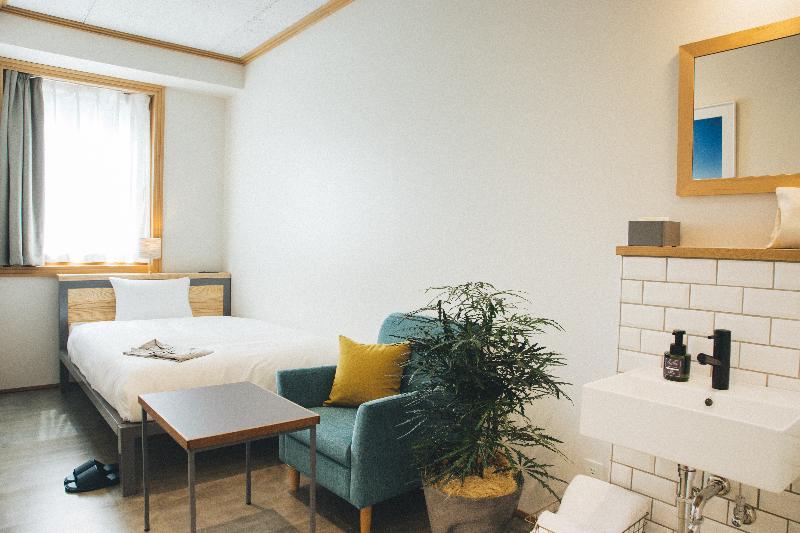 标准单人间共用浴室, Noum Osaka