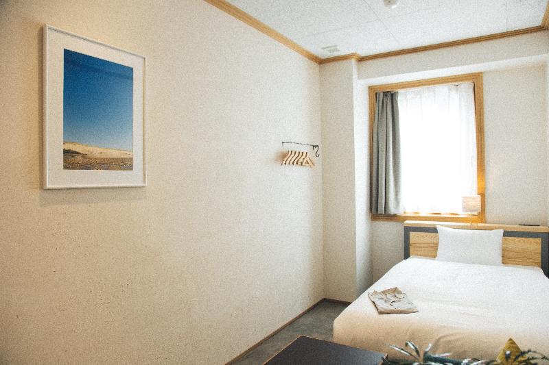 标准单人间共用浴室, Noum Osaka