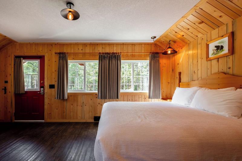 كابينة, Pine Bungalows