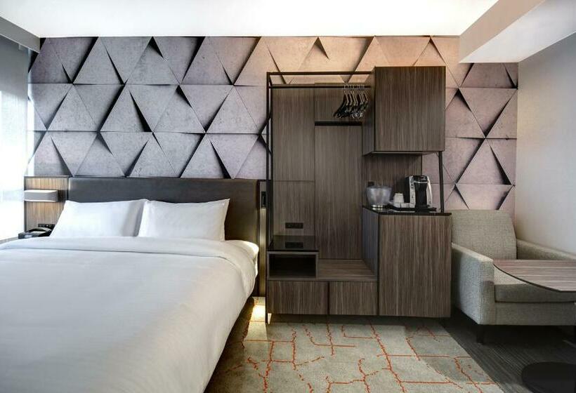 带大床的标准工作室, Springhill Suites By Marriott New York Midtown Manhattan/park Ave