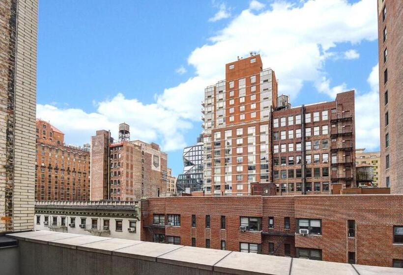 带大床的高级房间, Springhill Suites By Marriott New York Midtown Manhattan/park Ave