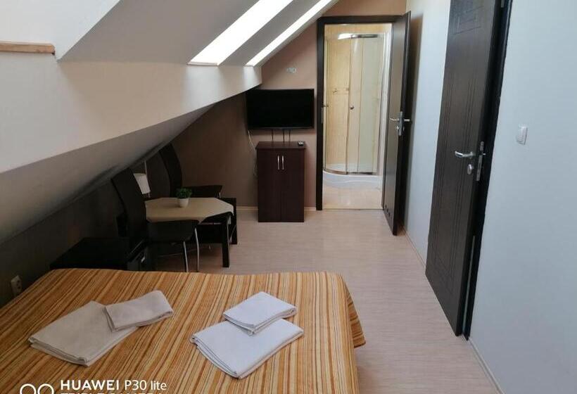 اتاق پنت هاوس, Eurybia