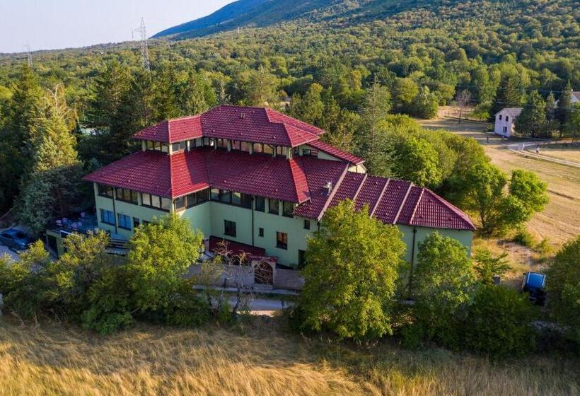 اتاق لوکس, Holiday Resort Zlatni Dol Mostar