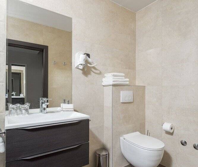 Номер Стандарт Вид на Море, Luxury Rooms   Seven