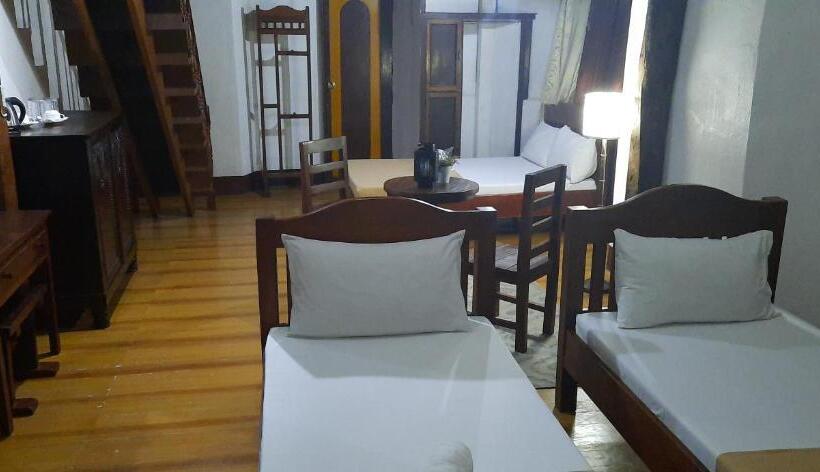 اتاق خانوادگی, Escolta's Homey Lodge