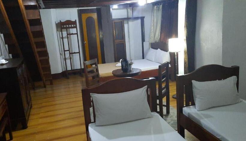 اتاق خانوادگی, Escolta's Homey Lodge