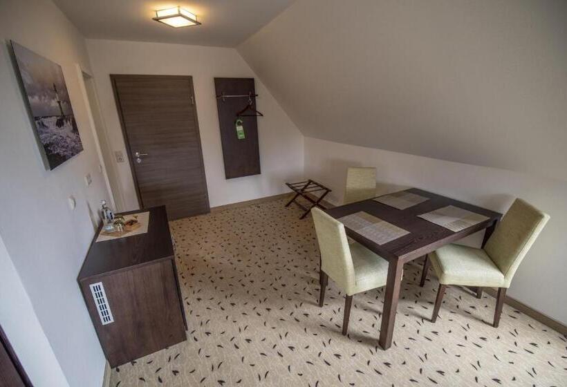 ジュニアスイート, Pension Achtern Wieck