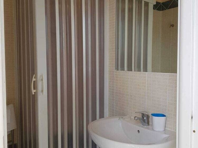 חדר סטנדרט יחיד, Albergo Santa Teresa