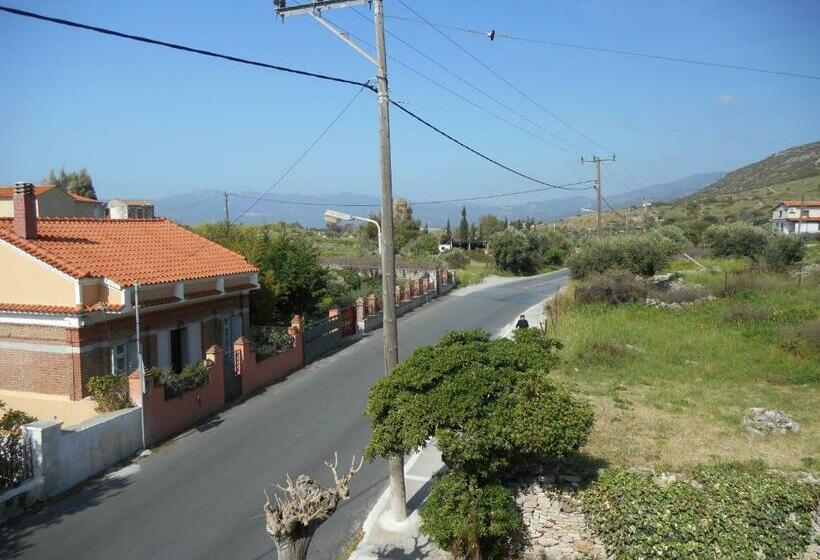 Triple Room Sea View, Pythais