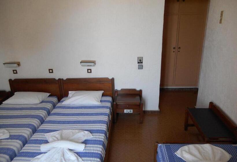 Triple Room Sea View, Pythais