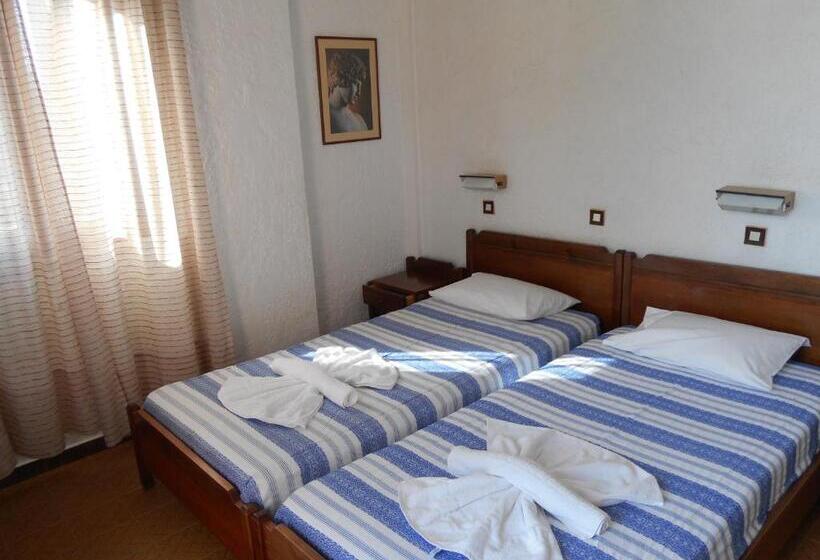 Triple Room Sea View, Pythais