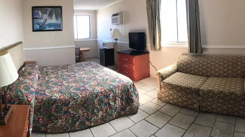 スタンダードシングルルーム, Four Winds Motel