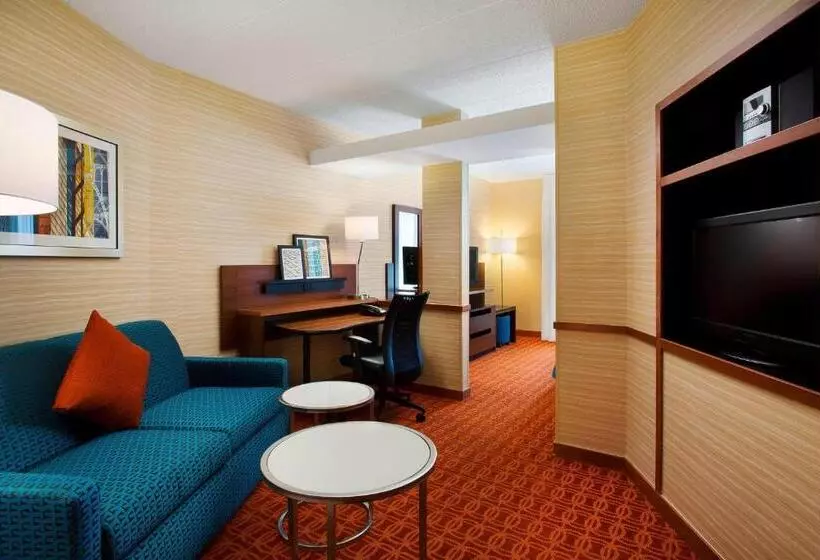 キングサイズベッドのジュニアスイート, Fairfield Inn & Suites Chicago Midway Airport