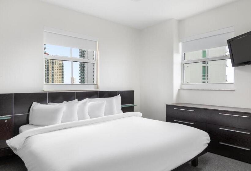 2 Bedroom Suite with Balcony, Fortune House Hotel Suites