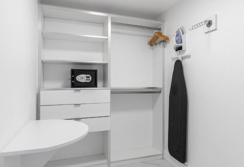 סוויטת דלוקס 2 חדרים, Fortune House Hotel Suites