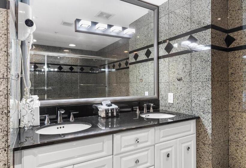 סוויטת דלוקס 2 חדרים, Fortune House Hotel Suites