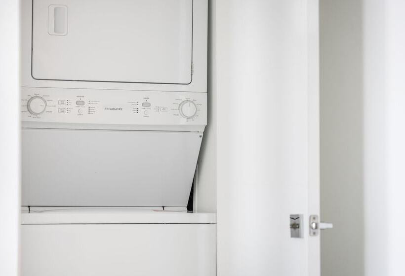 סוויטה מותאמת לאדם עם מוגבלויות, Fortune House Hotel Suites