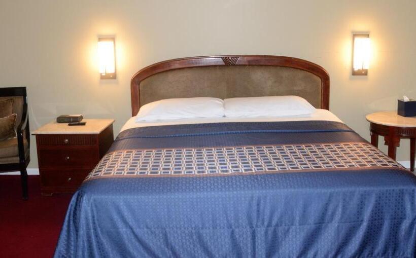 Номер Executive Кровать Кинг, Four Seasons Country Inn