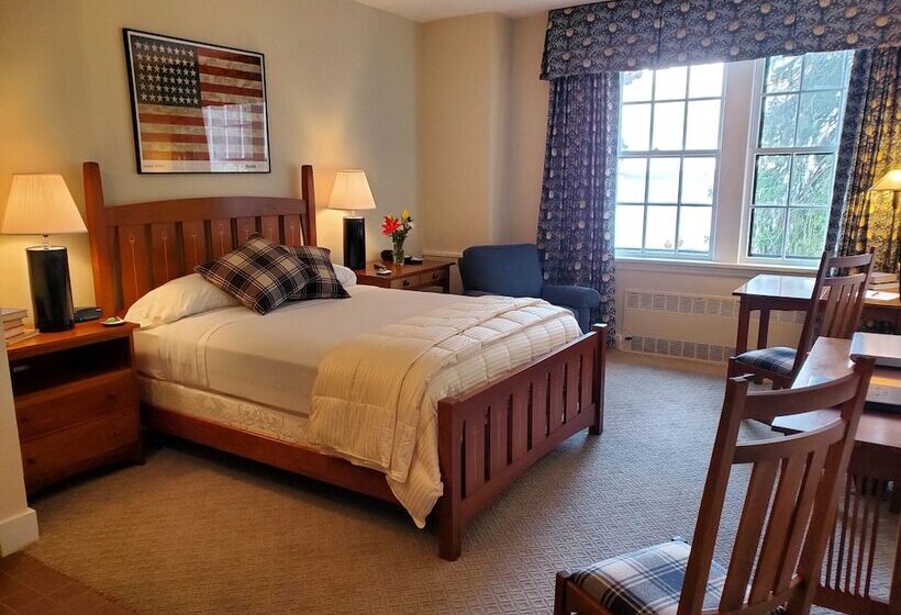 标准工作室, Geneva On The Lake Boutique Resort