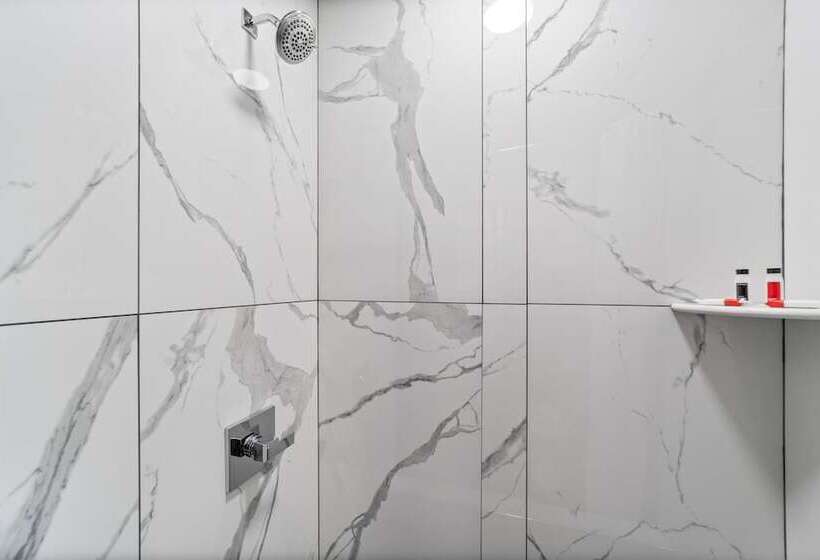 חדר סטנדרט שתי מיטות זוגיות, Glass House Inn Erie Near I90 & I79