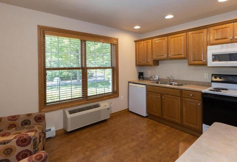 Студия Стандарт, Gordon Lodge