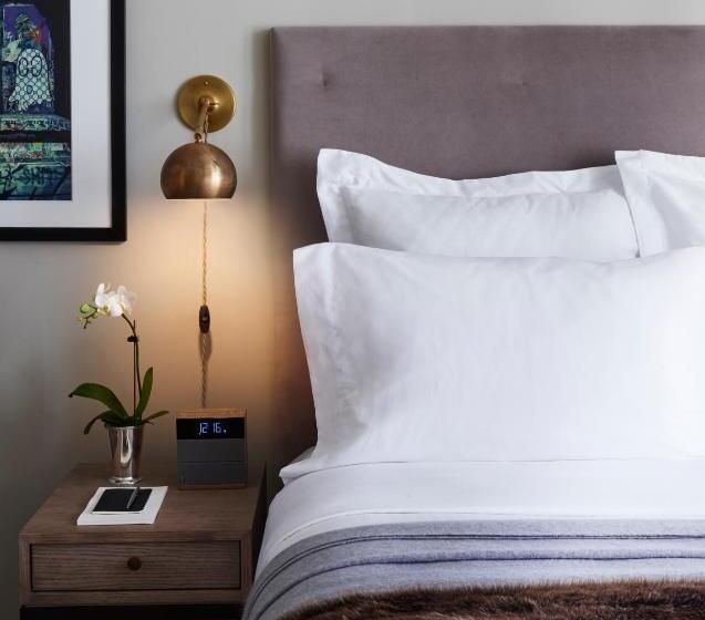 豪华房间, Hgu New York