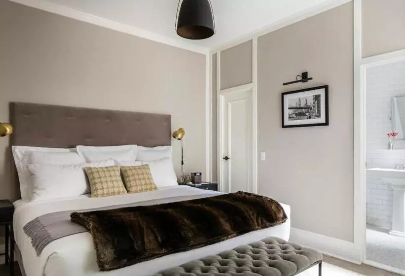 Deluxe-huone King-vuode, Hgu New York