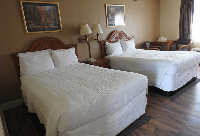 غرفه قياسيه سريرين مزدوجين, Relax Inn