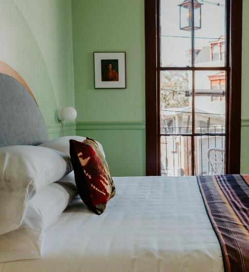Standard Room King Size Bed, The Frenchmen New Orleans By Kasa