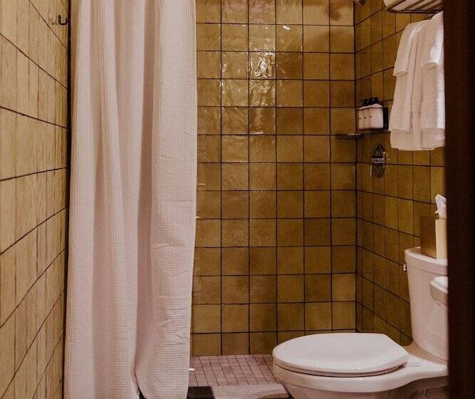 2 Bedroom Suite, The Frenchmen New Orleans By Kasa