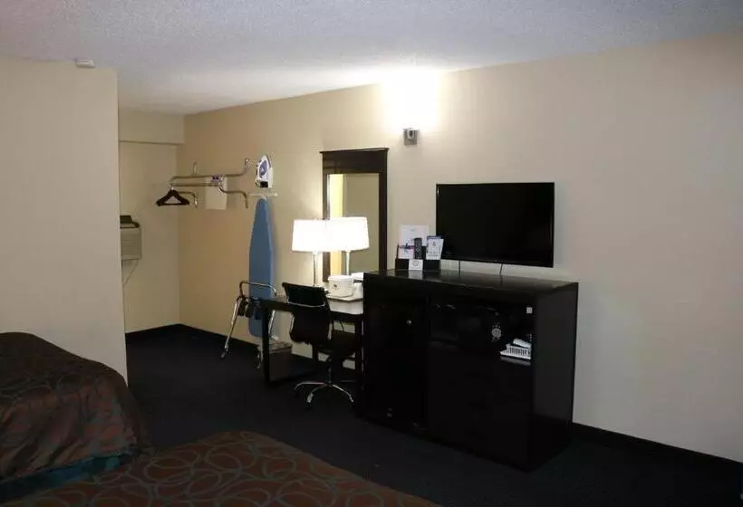 キングサイズベッドのスタンダードルーム, Americas Best Value Inn Giddings