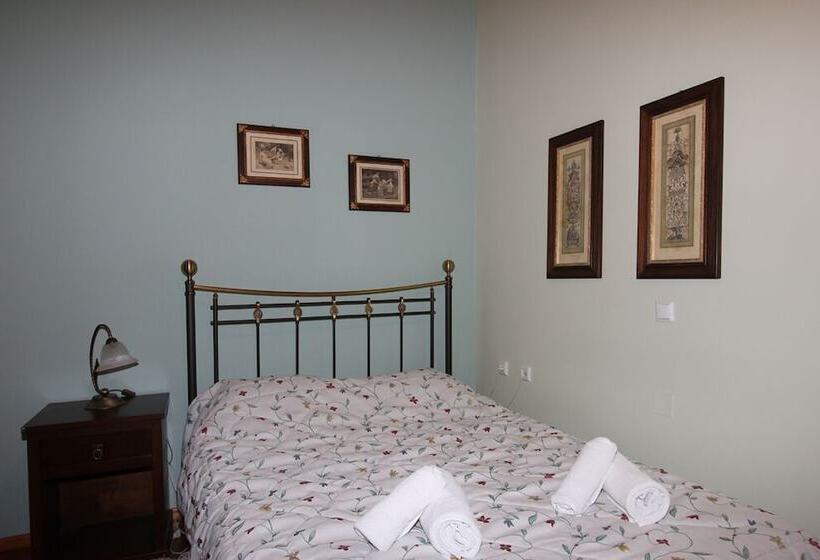 标准间, Polyxenia