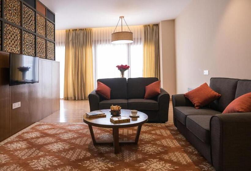 اتاق لوکس با تخت بزرگ, Norkhil Boutique Hotel & Spa