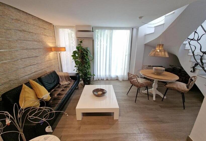 מיטת קינג בסוויטה, Condesa Del Mar Adults Only