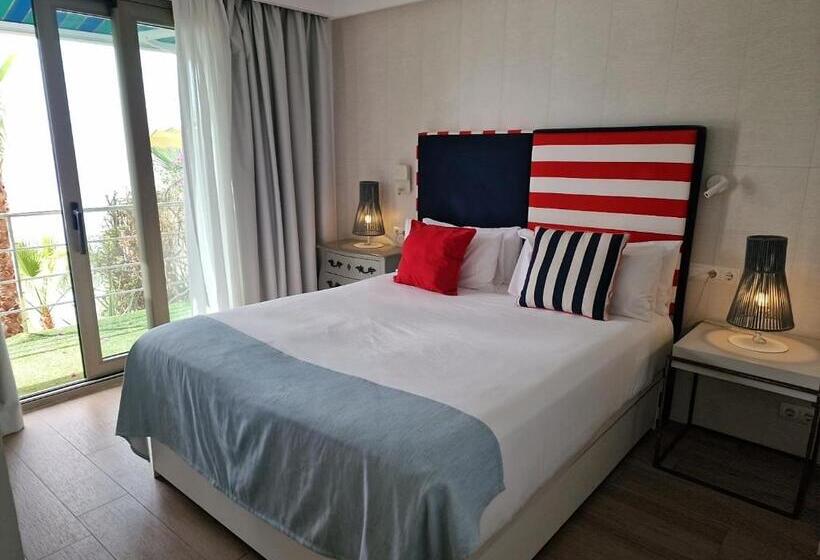 מיטת קינג בסוויטה, Condesa Del Mar Adults Only