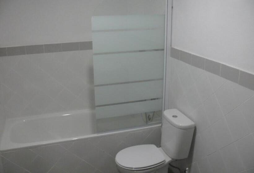 اتاق استاندارد با بالکن, Emoyeni Gardens