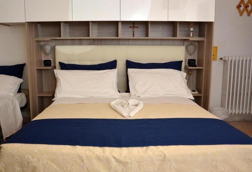 スタンダードルーム, Dea Della Salute